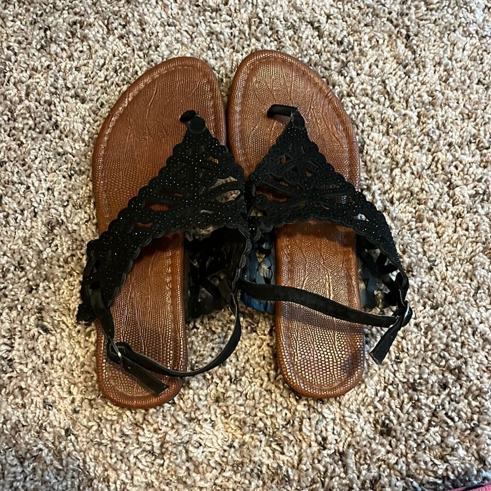 Black sparkly sandals